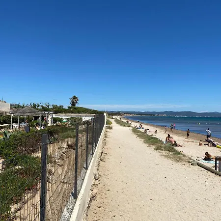 Apartment Les Pieds Dans L Eau Au Grand Sud