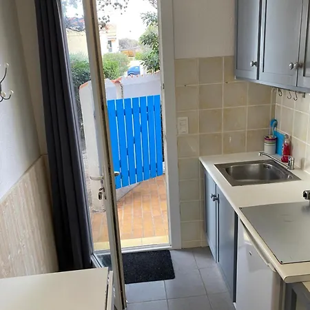 Les Pieds Dans L Eau Au Grand Sud Apartment Hyeres